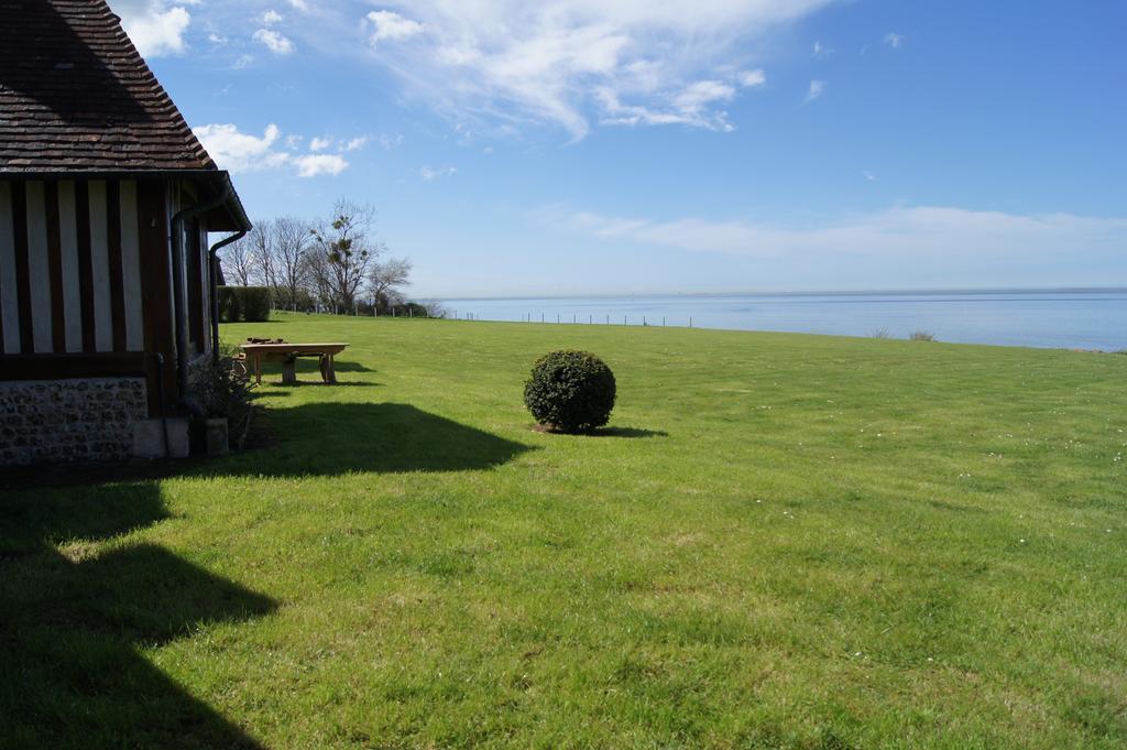 Bed and Breakfast "La Girelle, Bord De Mer" Honfleur Zewnętrze zdjęcie