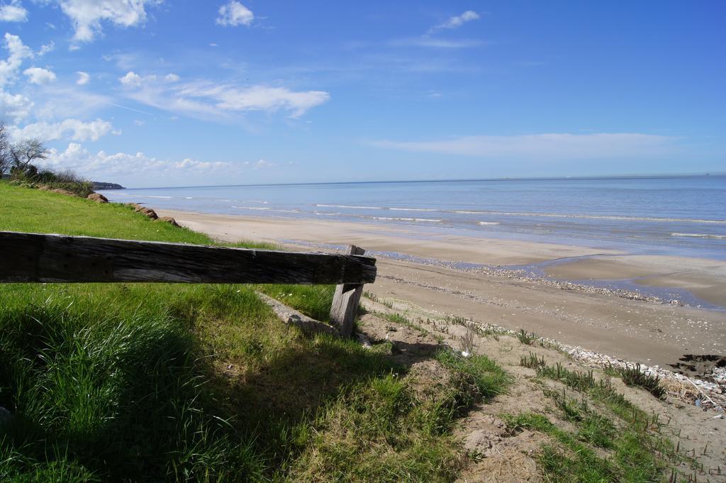 Bed and Breakfast "La Girelle, Bord De Mer" Honfleur Zewnętrze zdjęcie