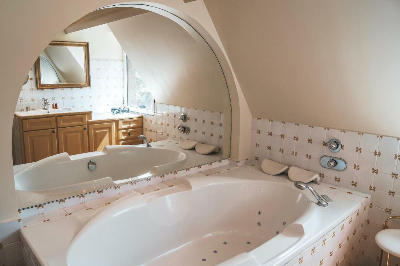 Bed and Breakfast "La Girelle, Bord De Mer" Honfleur Zewnętrze zdjęcie