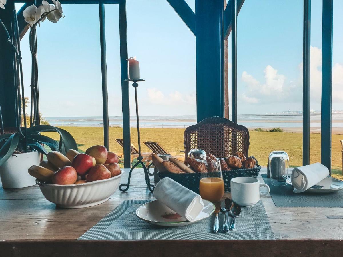 Bed and Breakfast "La Girelle, Bord De Mer" Honfleur Zewnętrze zdjęcie